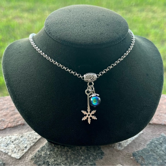 π΄ SALE ! red dot items are 2 for $25 . Bundle more than 3 and its $10 each π - Picture 3 of 10